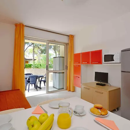 In Lignano 21597 Apartment *